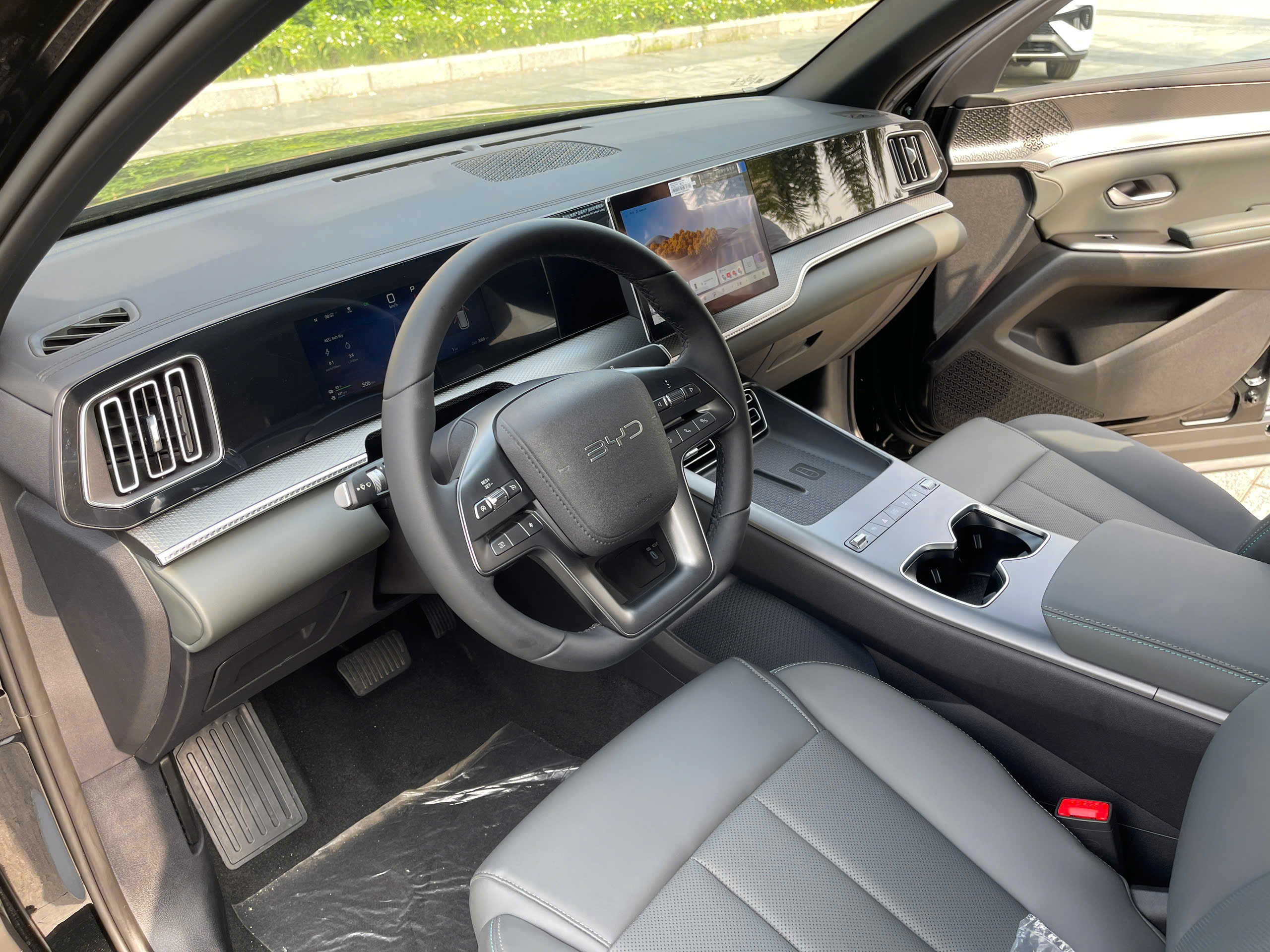 BYD Sealion 5 (8).jpg BYD Sealion 5 (8).jpg