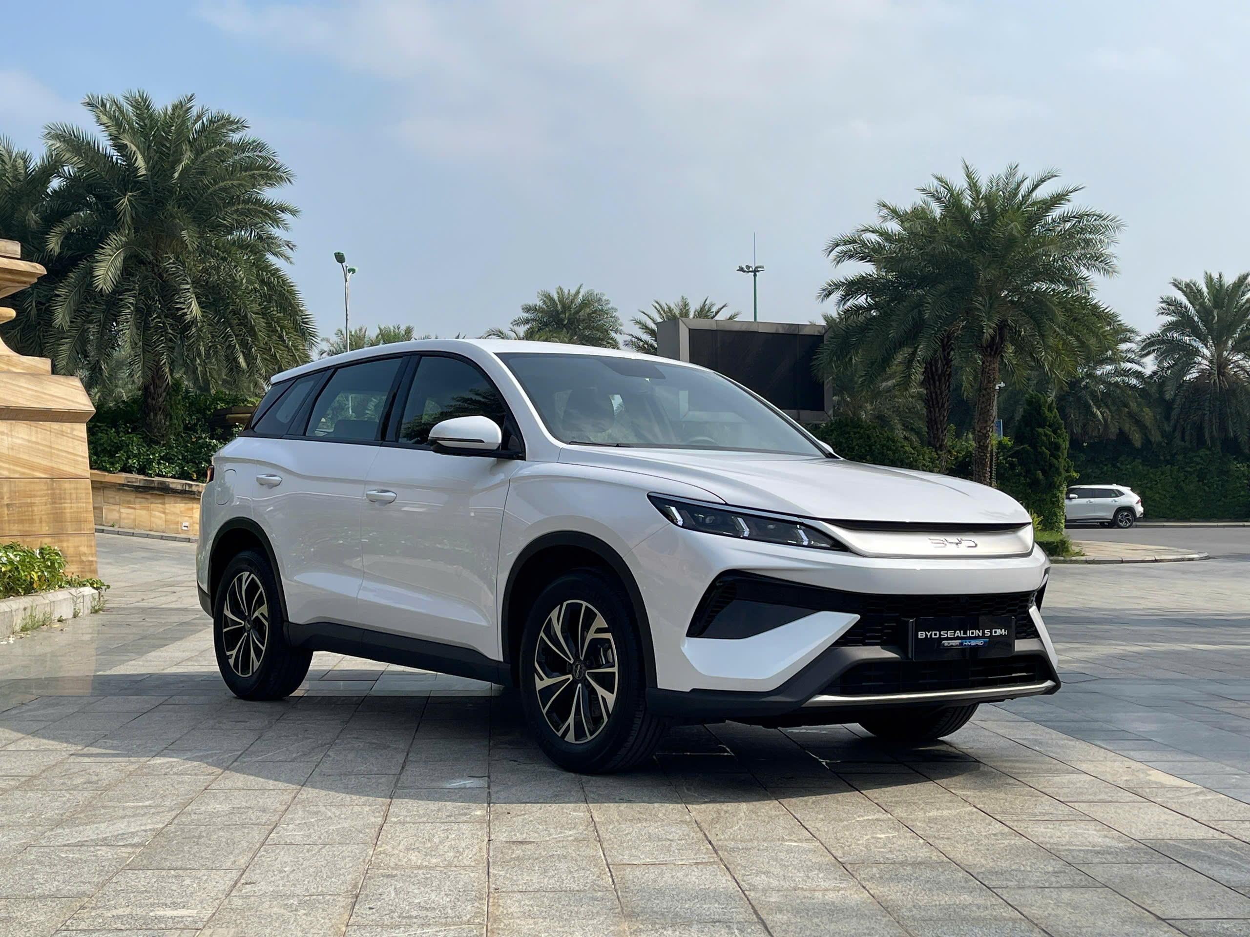 BYD Sealion 5 (11).jpg BYD Sealion 5 (11).jpg
