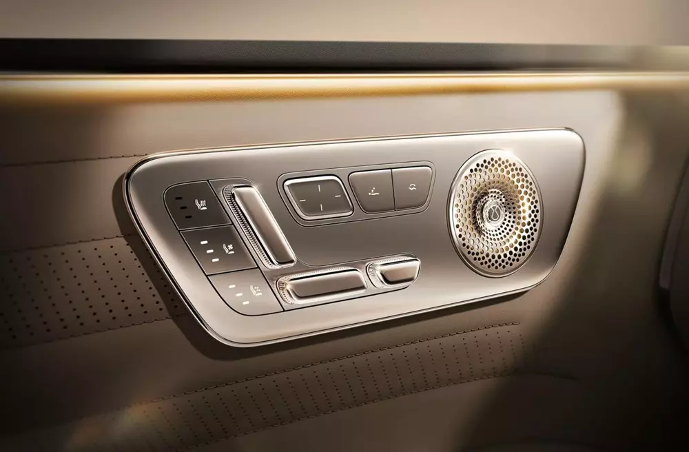 byd-denza-n8-7-50c1 Cụm điều khiển trên táp-pi cửa của BYD Denza N8