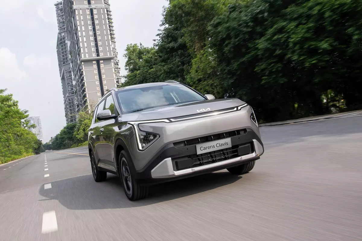 carens-clavis1-5cc5 Kia Carens Clavis tại Việt Nam: MPV 7 chỗ mang dáng SUV, thêm ADAS, giá từ 639 triệu đồng - Ảnh 9.