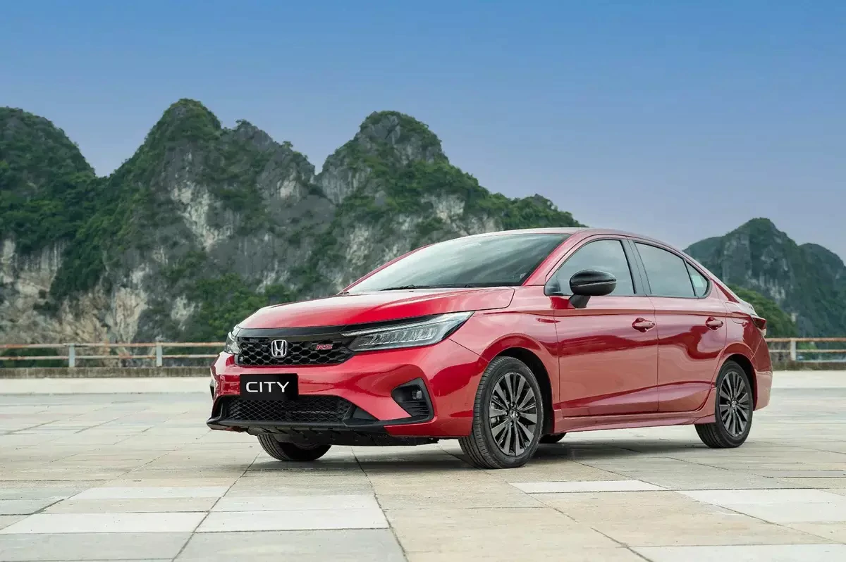 Doanh số sedan hạng B tháng 8/2026: Honda City trượt dài, bán kém cả Toyota Vios và Mazda2