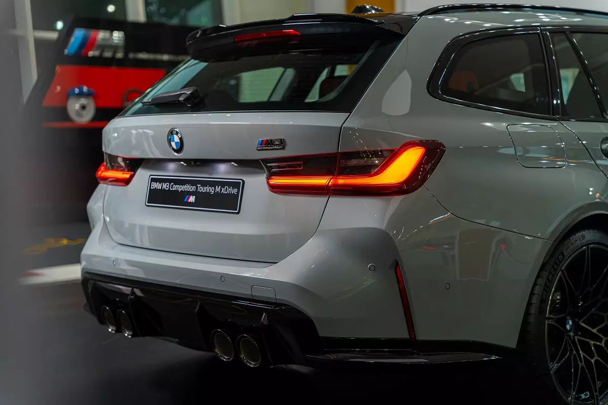 Cận cảnh BMW M3 hơn 5 tỷ đồng - làn gió mới cho giới mê tốc độ - Ảnh 9.
