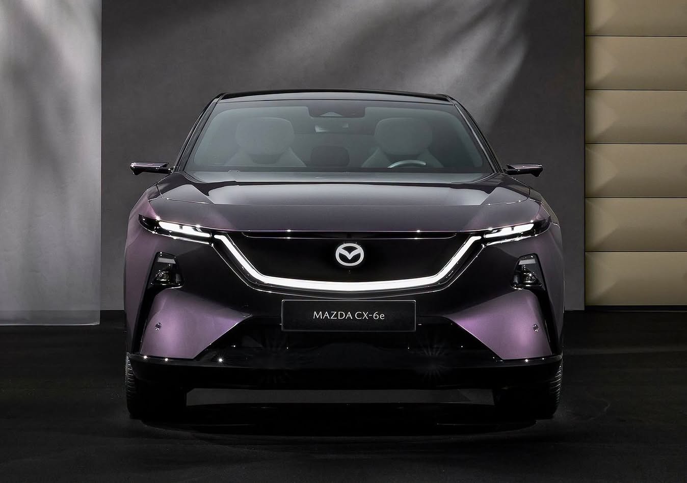 Mazda CX-6e 3.jpg Mazda CX-6e 3.jpg