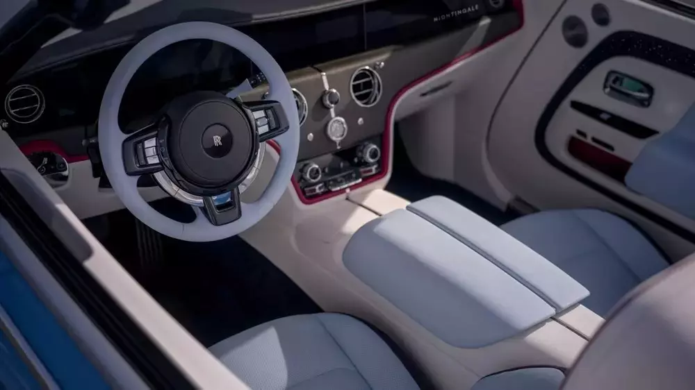 Chi tiết này của mẫu xe Rolls-Royce giá 9,5 triệu đô được thử nghiệm đóng/mở 15.000 lần trước khi giao cho khách - Ảnh 5.