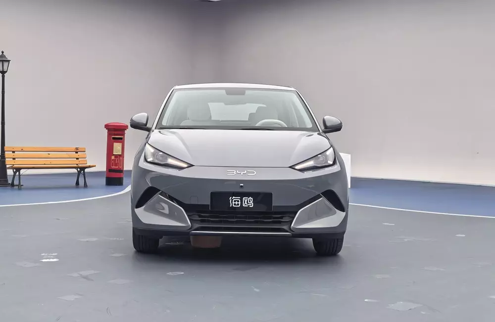 BYD Seagull thế hệ mới lộ nội thất với ghế lái massage và màn hình cỡ lớn - Ảnh 5.