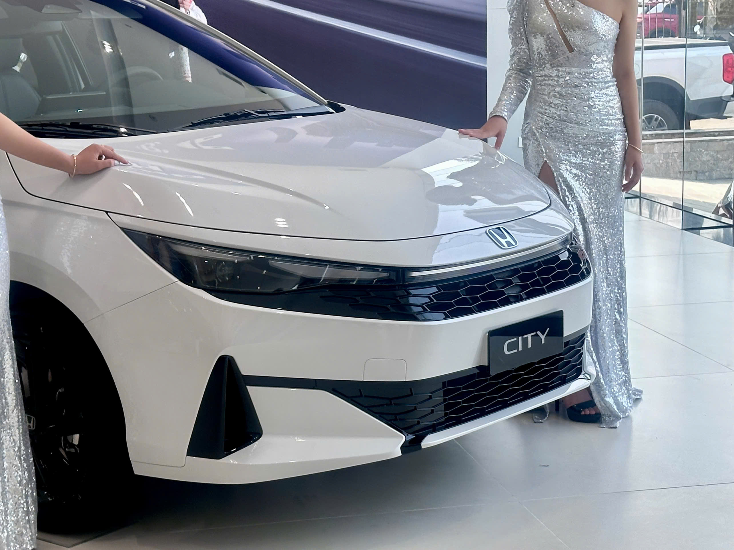 Honda City 2026 (2).jpg Honda City 2026 (2).jpg