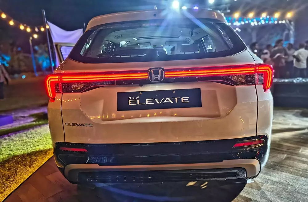 Honda Elevate 2027 chính thức trình làng, thêm phiên bản, trang bị "xịn sò" hơn - Ảnh 3.