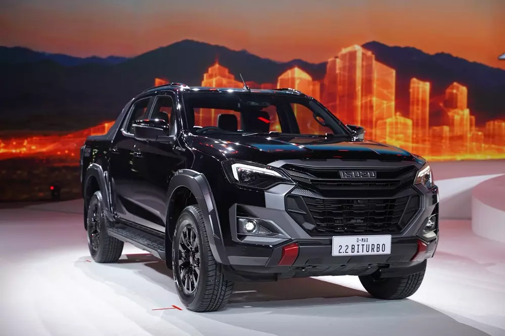 isuzu-5-f210 Isuzu D-Max và MU-X được trang bị máy dầu 2.2L mới với sức mạnh lớn hơn, tiết kiệm nhiên liệu hơn - Ảnh 4.