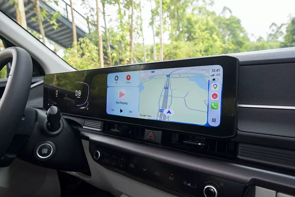 Kia Carens Clavis chính thức ra mắt Việt Nam, được định vị như bản cao cấp hơn của Carens, giá từ 639 triệu đồng - Ảnh 7.