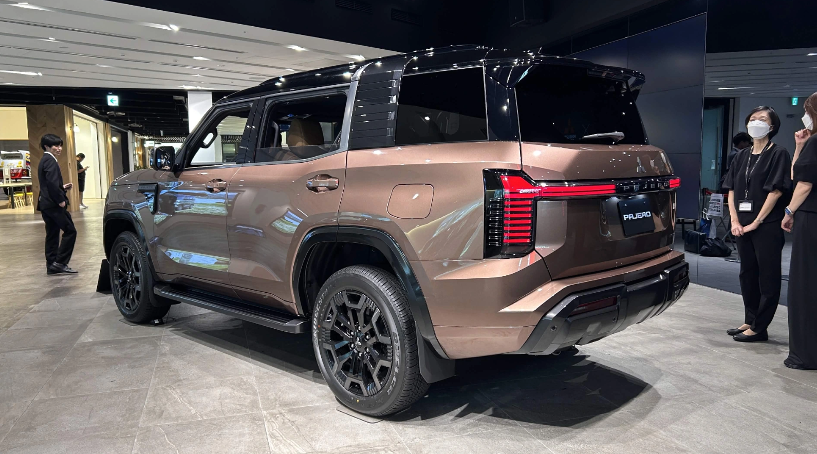 Mitsubishi Pajero (3).png