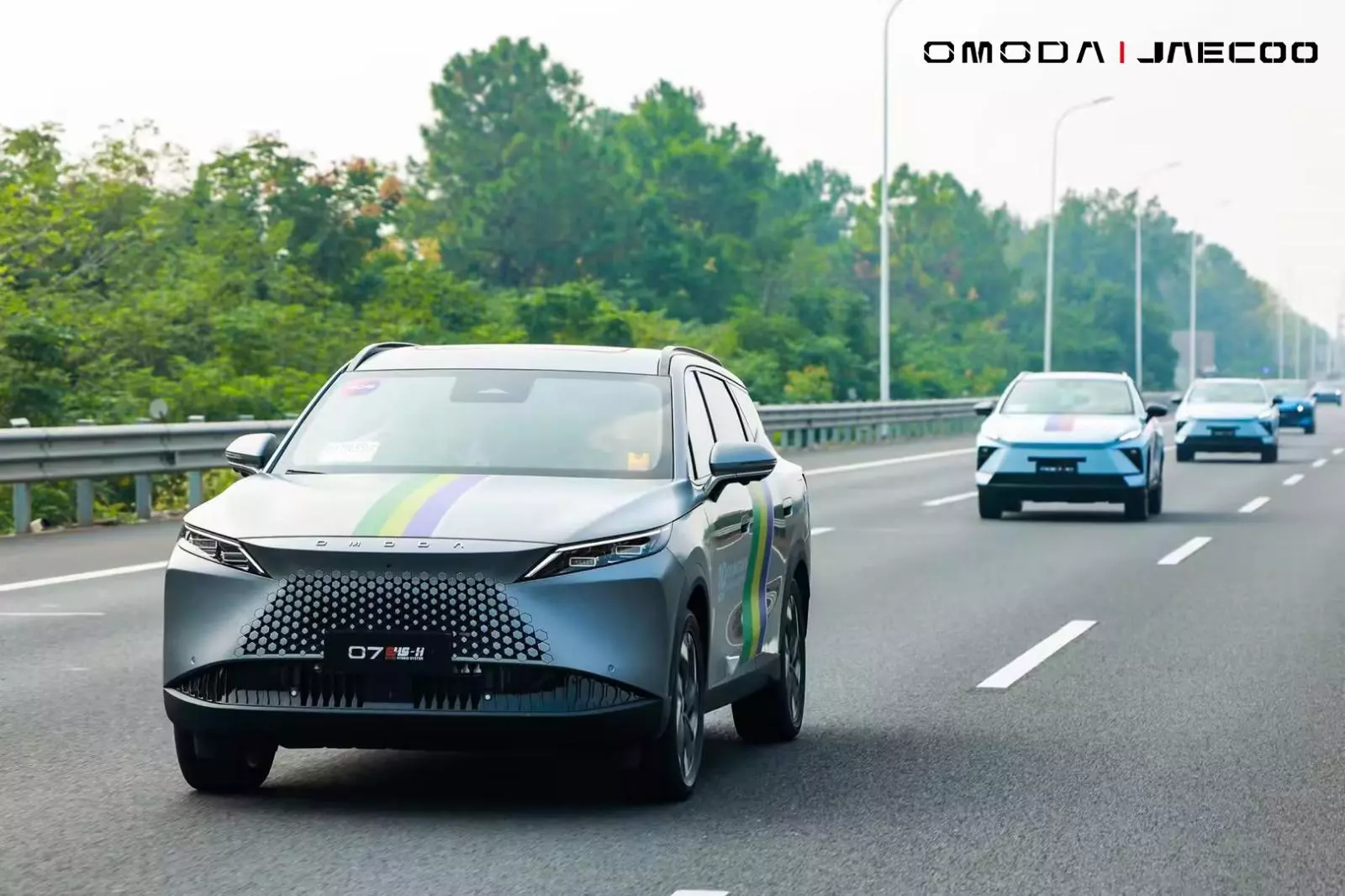 Xe hybrid không cần sạc ngoài nhưng sở hữu pin 5 kWh: OMODA 7 SHS-H mang đến trải nghiệm êm ái, mượt mà - Ảnh 2.