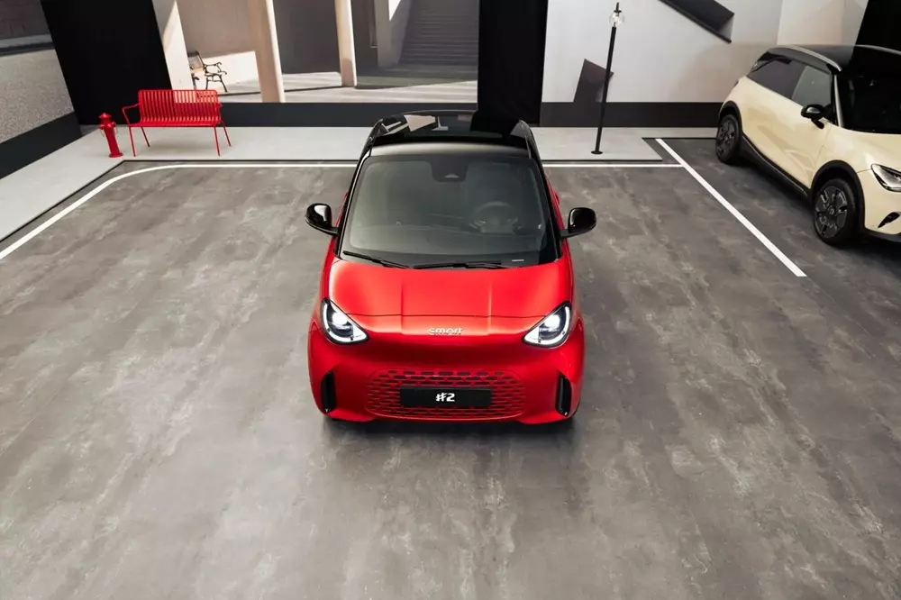 Smart #2 sở hữu lưới tản nhiệt sơn cùng màu thân xe