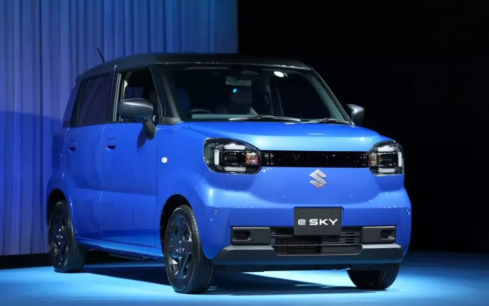 suzuki-esky-5-336e Mẫu xe điện nhỏ nhất của Suzuki có giá cạnh tranh, rẻ hơn cả Kia Morning ở Việt Nam - Ảnh 7.
