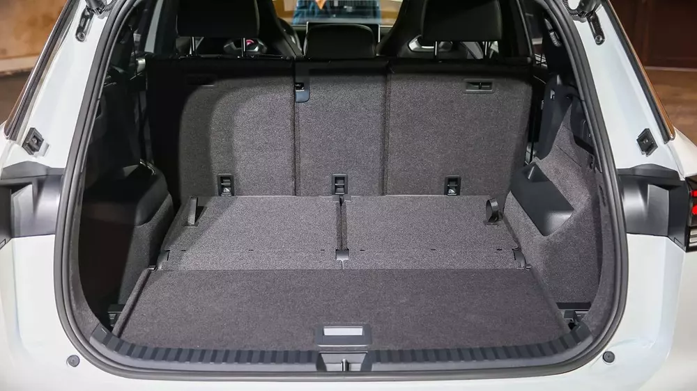 Đại lý Việt mở cọc cho Volkswagen Tayron, giá dự kiến từ 1,6 tỷ đồng - Ảnh 9.