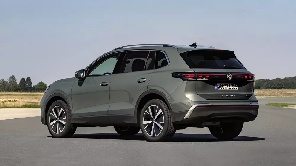 Volkswagen Tiguan thế hệ mới rục rịch ra mắt Việt Nam với giá rẻ hơn, đại lý bắt đầu nhận cọc - Ảnh 5.